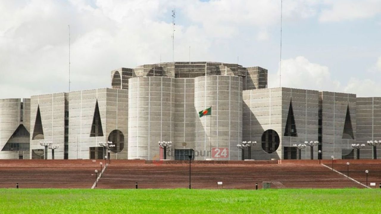 কে হচ্ছেন সরকার দলীয় চিফ হুইপ, আলোচনায় নোয়াখালীর ২ সিনিয়র নেতা