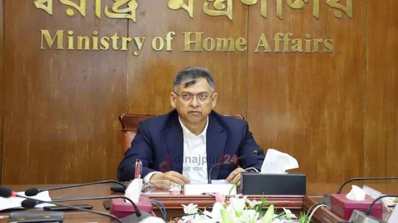 ‘তালিকা করে চাঁদাবাজ ও সন্ত্রাসীদের আইনের আওতায় আনা হবে’