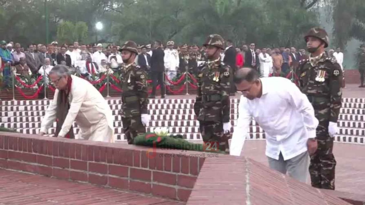 ৫৬তম স্বাধীনতা দিবসে রাষ্ট্রপতি ও প্রধানমন্ত্রীর শ্রদ্ধা