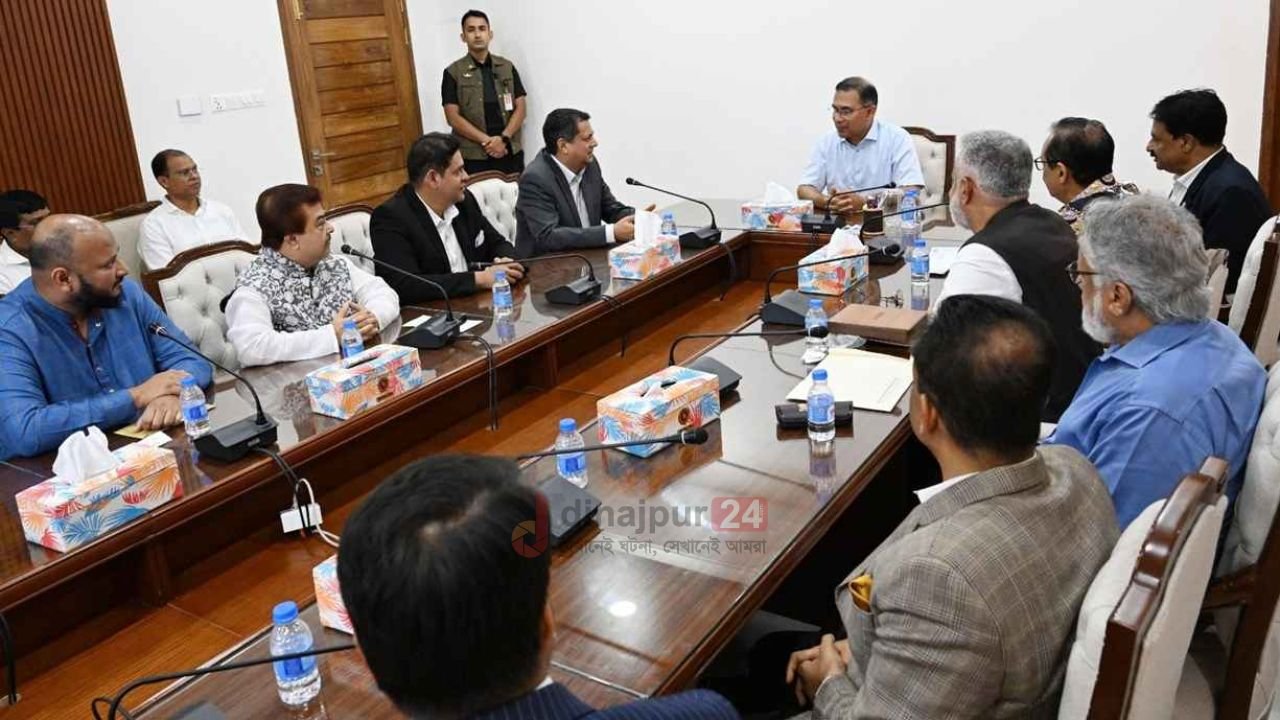 পোশাক শিল্পের বিকাশে যা প্রয়োজন সরকার সবই করবে: প্রধানমন্ত্রী