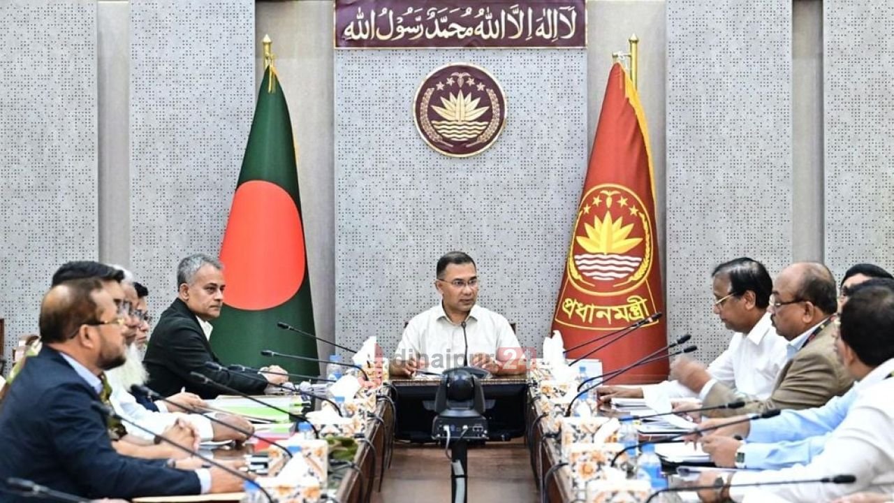 বৃত্তাকার সড়ক নির্মাণকাজের গতি বাড়ানোর নির্দেশ প্রধানমন্ত্রীর